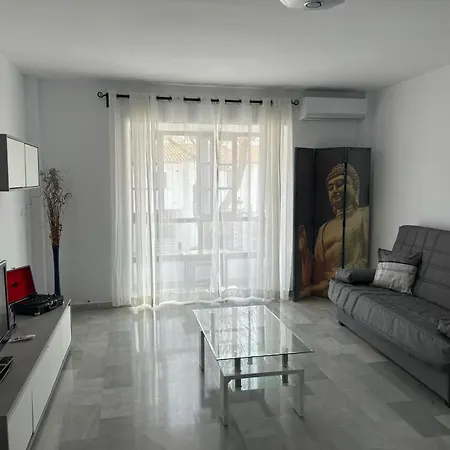 Apartment Fly- Pueblo