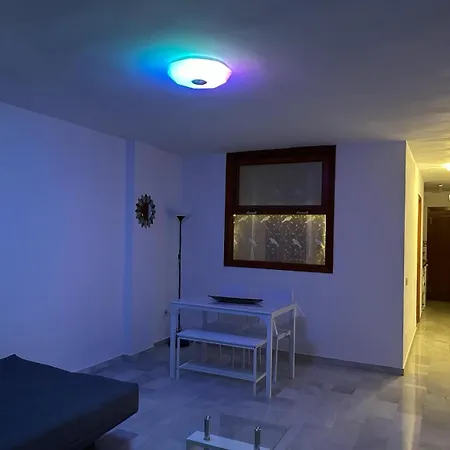 Apartment Fly- Pueblo *